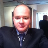 HUM Nutrition Employee Dmitriy Glizer's profile photo