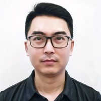 Trung Hoang Email
