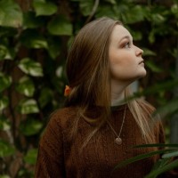 Naomi Hull Email