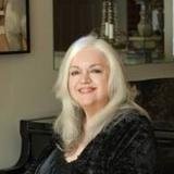 Email Data Group Employee Irene Davis's profile photo