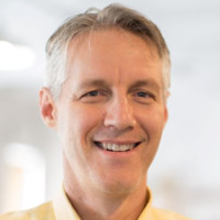 Email e telefono di Christopher McKenney