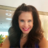 Isabelle Deland Email & Phone Number
