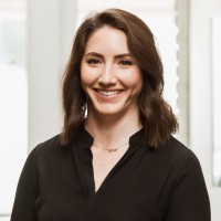 NAI Business Properties Employee Eve Harris's profile photo