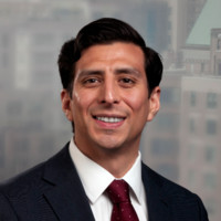 Edwards Lifesciences Employee Luis Vera's profile photo
