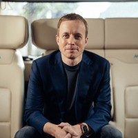 E-mail e número de telefone de Sascha Meyer