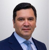 Raúl González Email