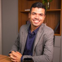 Vinícius Borges Email