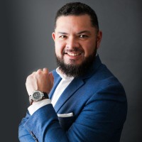 El Palacio de Hierro Employee Omar Guillén's profile photo