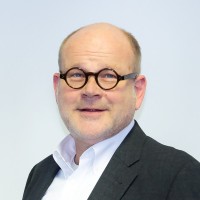 Mathias Schott Email