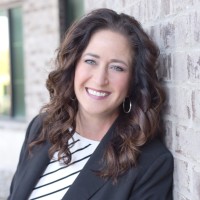 Coldwell Banker Heritage, Dayton Employee Amanda McDaniel's profile photo