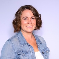 Suzy Naker Email & Phone Number