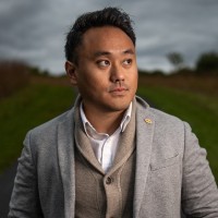 Soon Vue Email & Phone Number