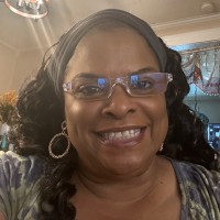 Nooga Shuttles Employee Lisa Suttles's profile photo