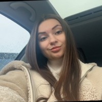 Daniela Martyniuk Email