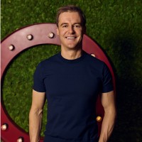 E-mail e número de telefone de Hugh Evans