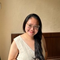 Shopee Employee Putri Handayani's profile photo