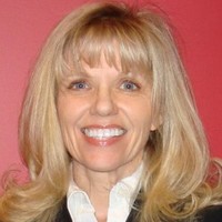 Verizon Wireless Employee Tommye Thomas-McDaniel's profile photo