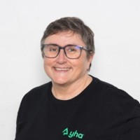 Helen Vine Email