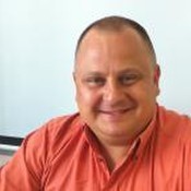 Ruslan Voičenko Email
