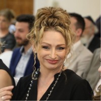 Gillian A Email