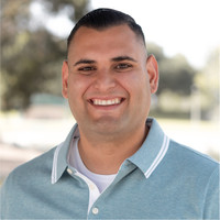 California Commercial Real Estate Services Employee Joel Duenas's profile photo