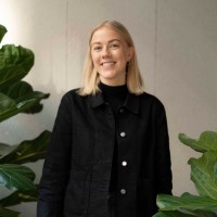 Mari Landsem Email
