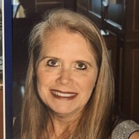 First Class Travel Employee Sandy Heley's profile photo