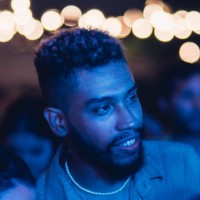 Lucas Gomes Email