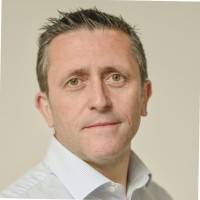 E-mail e número de telefone de Kevin Day