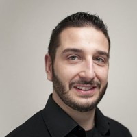 Daniel Cazes Email