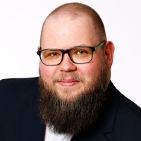 Stefan Ederer Email