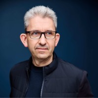 Simon Gillis Email & Phone Number