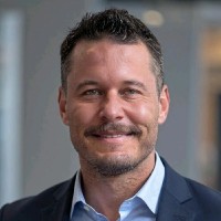E-mail e número de telefone de James Loehr