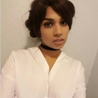 Neela Larvan Email