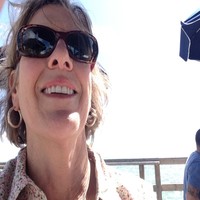 Bee Window Employee Pam Faerber's profile photo