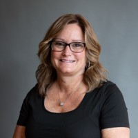 Performance Mindset & Development Employee Shelley Maurer's profile photo