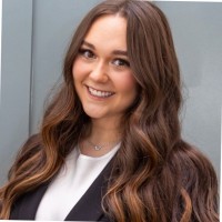Avery Knapik Email