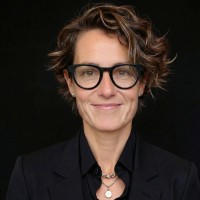 2X Employee Lisa Cole's profile photo