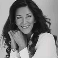 COMODA cosmetics Employee Emmy Mattan's profile photo