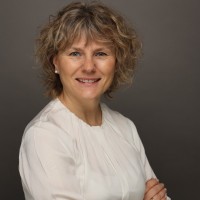 Liliana Preuß Email