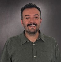Navid Golchin Email