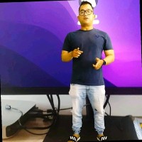 Dung Nguyen Email