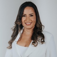 Amanda Correia Email