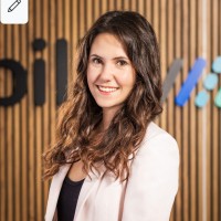 Iris Pericás Email