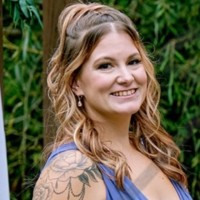 Laura Doolin Email