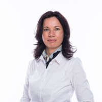 Polona Adamič Email