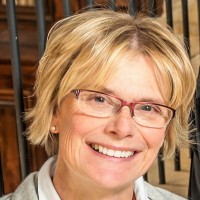 RE/MAX Properties of the Summit Employee Connie Angell's profile photo