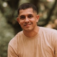 Felipe Luz Email