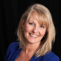 Lori Goetz Email & Phone Number