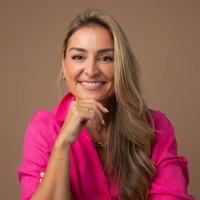 AngelUs Network Employee Aline Teixeira Cauduro's profile photo